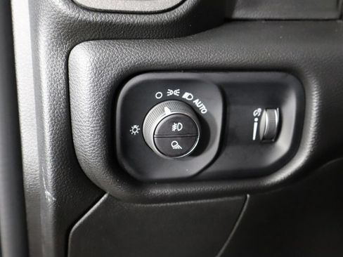 Used 2026 RAM 2500 Tradesman AWD/4WD image 19