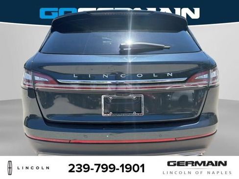 Used 2023 Lincoln Nautilus Reserve w/ Equipment Group 201A FWD image 6