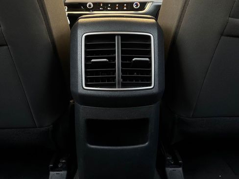 Used 2025 Kia Sportage LX FWD image 12