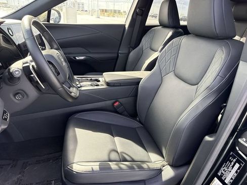 Used 2025 Lexus RX 350 Premium w/ Accessory Package (Z1) FWD image 11