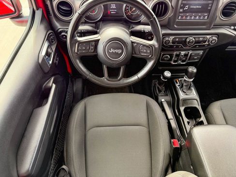 Used 2022 Jeep Wrangler Unlimited Sport image 23