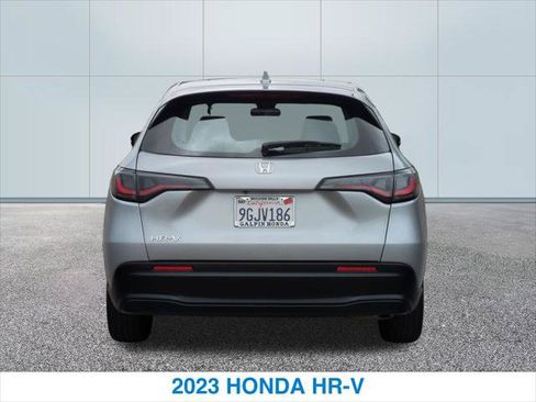 Used 2023 Honda HR-V LX image 8