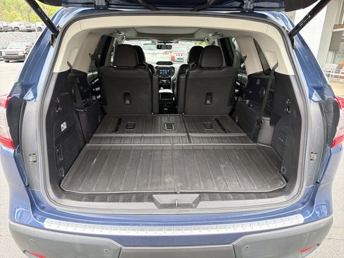 Used 2021 Subaru Ascent Limited w/ Technology Package AWD/4WD image 5