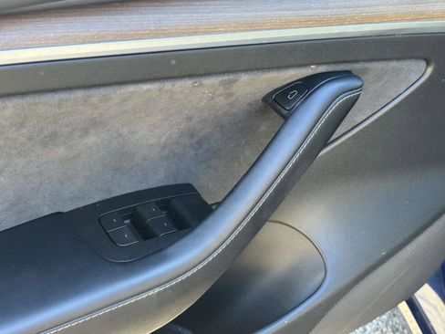 Used 2022 Tesla Model 3 Long Range image 12