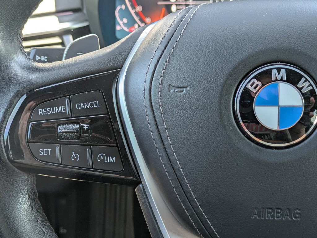 Used 2023 BMW 530i w/ Premium Package RWD image 15
