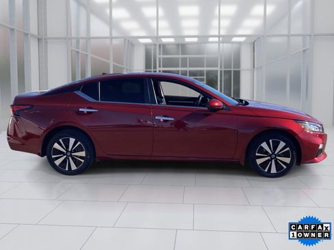 Certified 2022 Nissan Altima 2.5 SV image 7