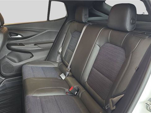 Used 2025 Buick Envista Preferred w/ Convenience I Package FWD image 18