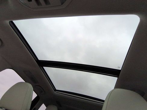 Used 2022 Subaru Ascent Limited w/ Technology Package image 20