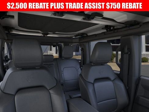 New 2025 Ford Bronco Badlands image 12