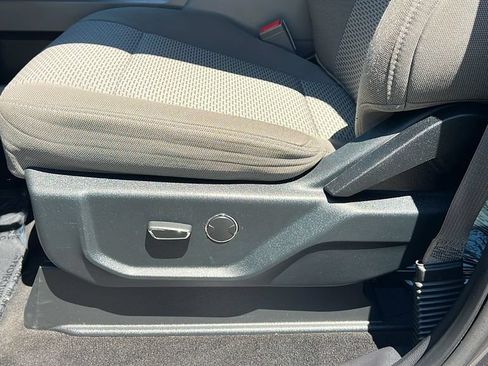 Certified 2018 Ford F250 XLT w/ XLT Premium Package AWD/4WD image 13