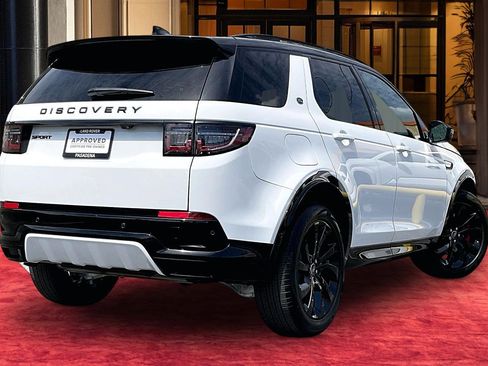 Used 2024 Land Rover Discovery Sport Dynamic SE AWD/4WD image 12