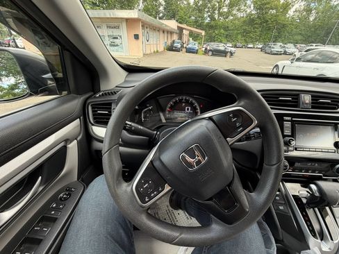 Used 2017 Honda CR-V LX image 23