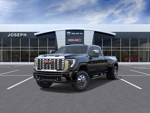 New 2026 GMC Sierra 3500 Denali w/ LPO, Black Badging Package AWD/4WD image 32