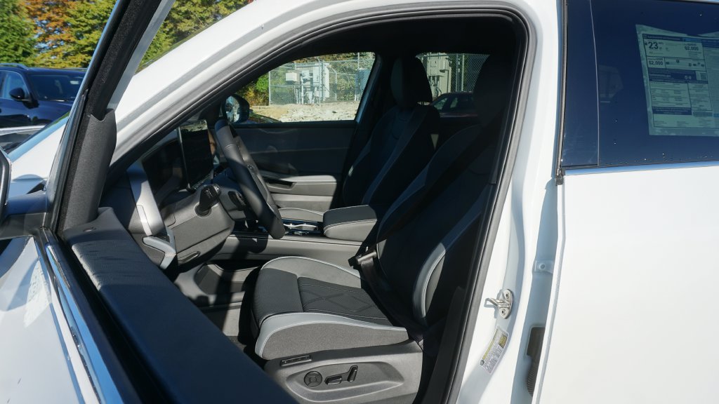 New 2027 Volkswagen Atlas SEL R-Line AWD/4WD image 10