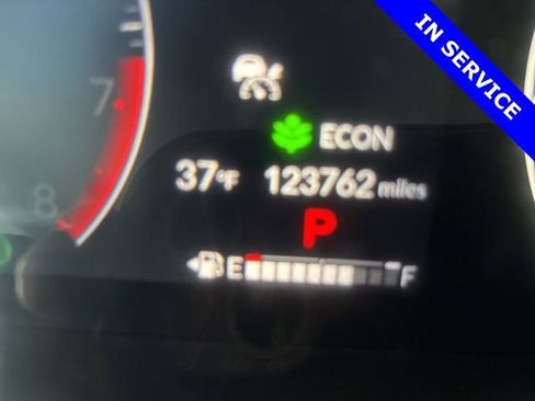 Used 2023 Honda HR-V Sport image 4