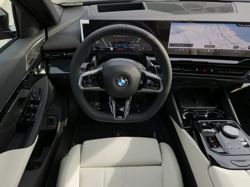 New 2026 BMW 530i xDrive w/ M Sport Package image 18