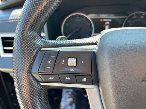 Used 2022 Mitsubishi Outlander ES image 21