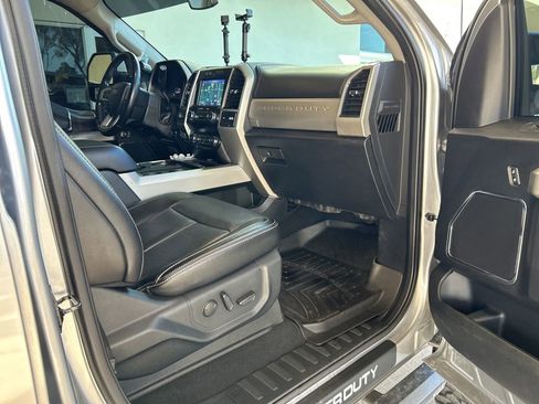 Used 2021 Ford F250 Lariat w/ Lariat Ultimate Package image 26