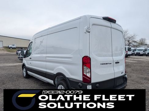 New 2026 Ford Transit 250 148 Medium Roof RWD image 4
