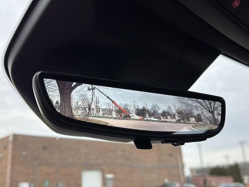 Certified 2025 Cadillac Escalade ESV Sport w/ Touring Package image 26