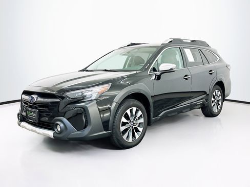 Used 2023 Subaru Outback Touring XT AWD/4WD image 3