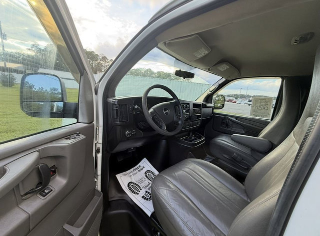 Used 2012 GMC Savana 1500 RWD image 12