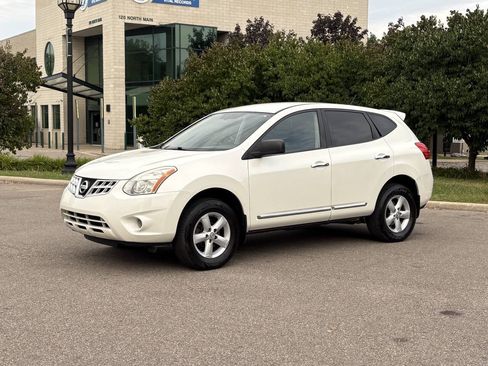 Used 2012 Nissan Rogue S w/ Special Edition Pkg AWD/4WD image 1