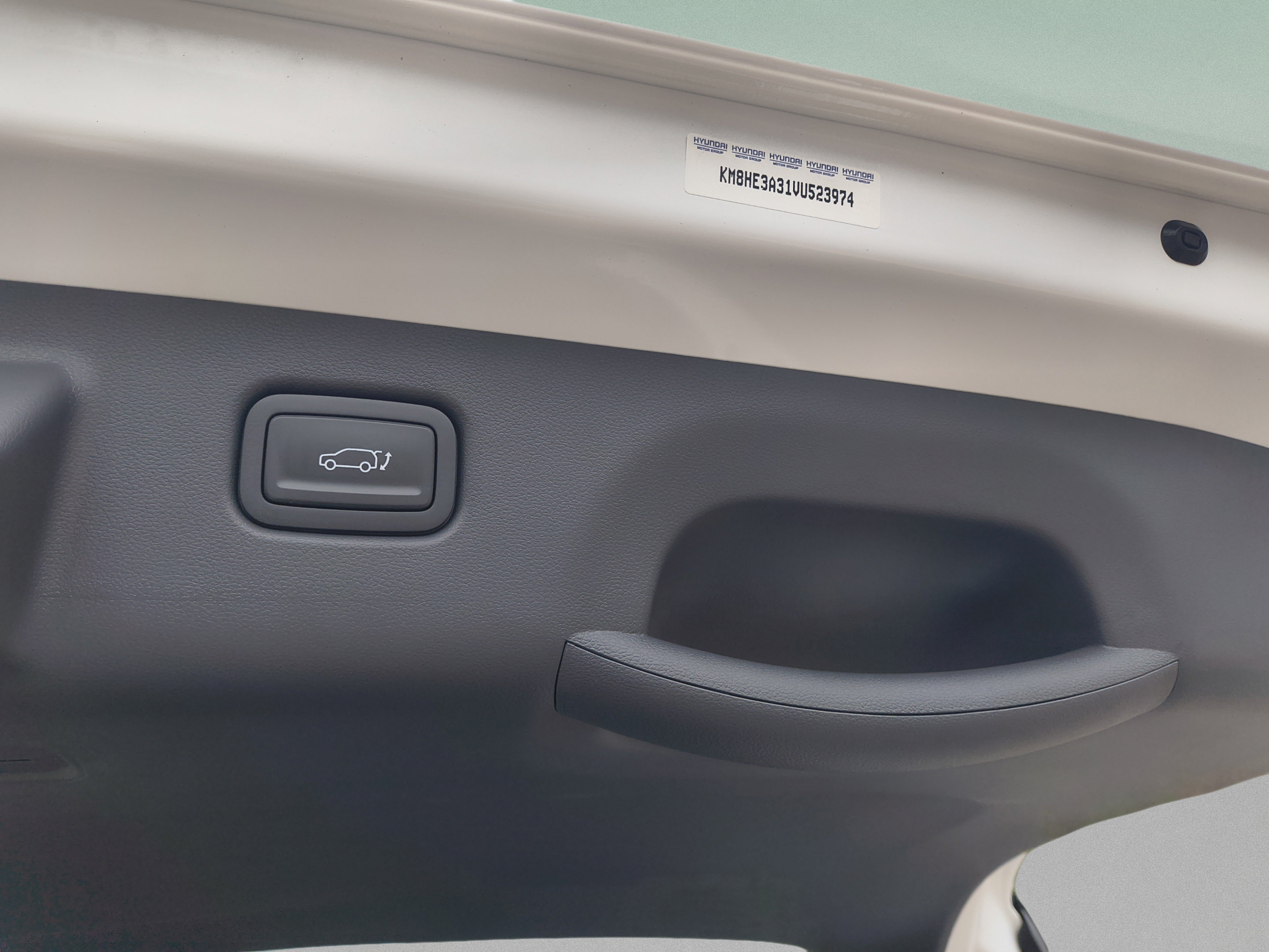 New 2027 Hyundai Kona Limited FWD image 12