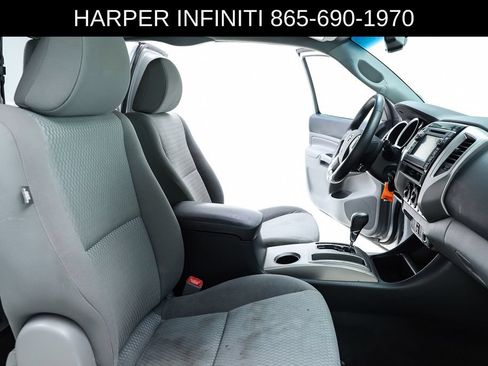 Used 2013 Toyota Tacoma PreRunner w/ SR5 Pkg RWD image 32