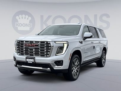 New 2026 GMC Yukon XL Denali w/ Sun & Power Step Package