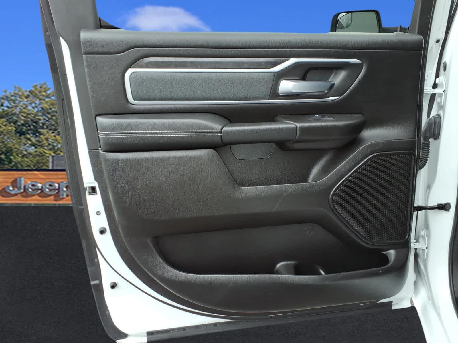 Used 2022 RAM 1500 Big Horn AWD/4WD image 27