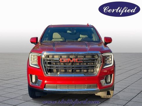 Used 2021 GMC Yukon SLT image 2