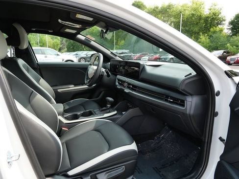 Used 2026 Kia K4 GT-Line w/ GT-Line Sunroof Package FWD image 8