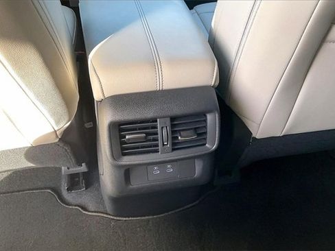 Certified 2025 Nissan Murano SV image 31