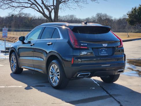 Certified 2024 Cadillac XT4 Premium Luxury image 4