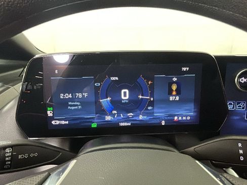 Used 2026 Chevrolet Equinox EV LT FWD image 21