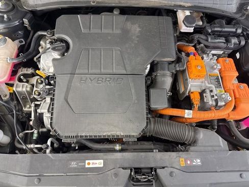 Used 2022 Hyundai Elantra Limited w/ Cargo Package image 21