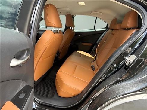 Used 2020 Lexus UX 200 w/ Premium Package FWD image 13
