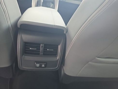 Certified 2021 Toyota Avalon XLE image 13