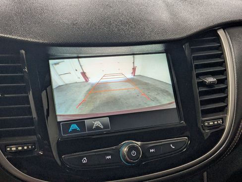 Used 2017 Chevrolet Trax LS FWD image 16