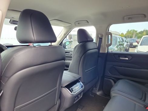 New 2026 Nissan Armada SV AWD/4WD image 10