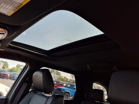 Certified 2024 Dodge Durango GT image 13