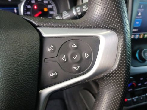 Used 2023 GMC Acadia SLE image 32