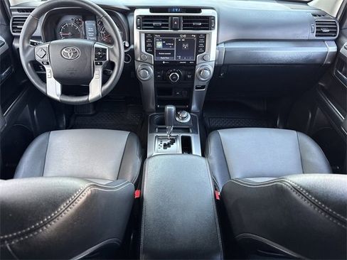 Used 2020 Toyota 4Runner SR5 Premium image 11