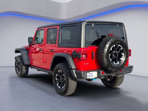Used 2025 Jeep Wrangler Unlimited Rubicon 4xe w/ Convenience Group image 3