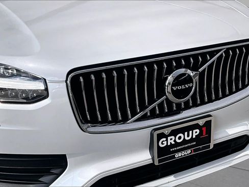 Used 2021 Volvo XC90 T5 Momentum w/ Protection Package Premier FWD image 30