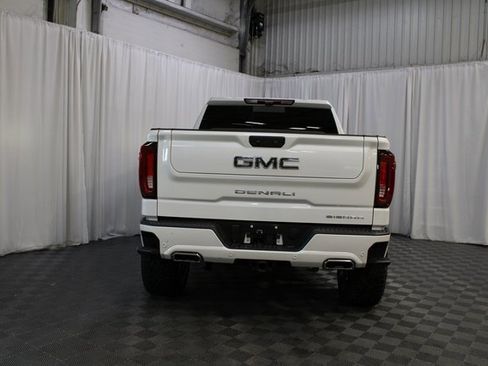 Used 2025 GMC Sierra 1500 Denali Ultimate image 25