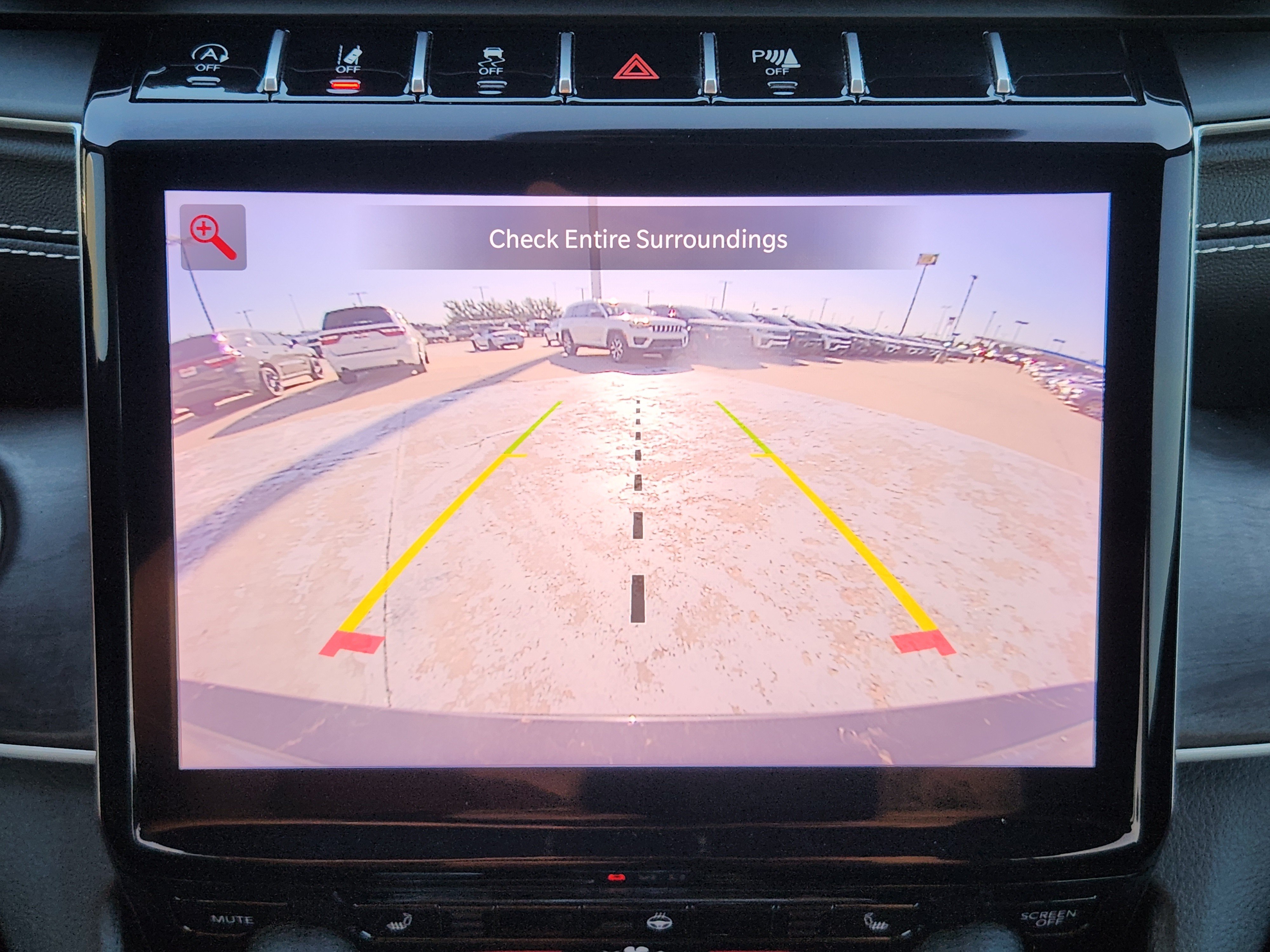 Used 2024 Jeep Grand Cherokee L Limited w/ Black Appearance Package AWD/4WD image 20