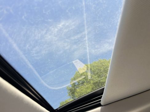 Used 2025 INFINITI QX60 Luxe w/ Lighting Package (N94) image 13