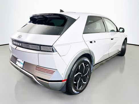 Used 2023 Hyundai Ioniq 5 Limited image 7
